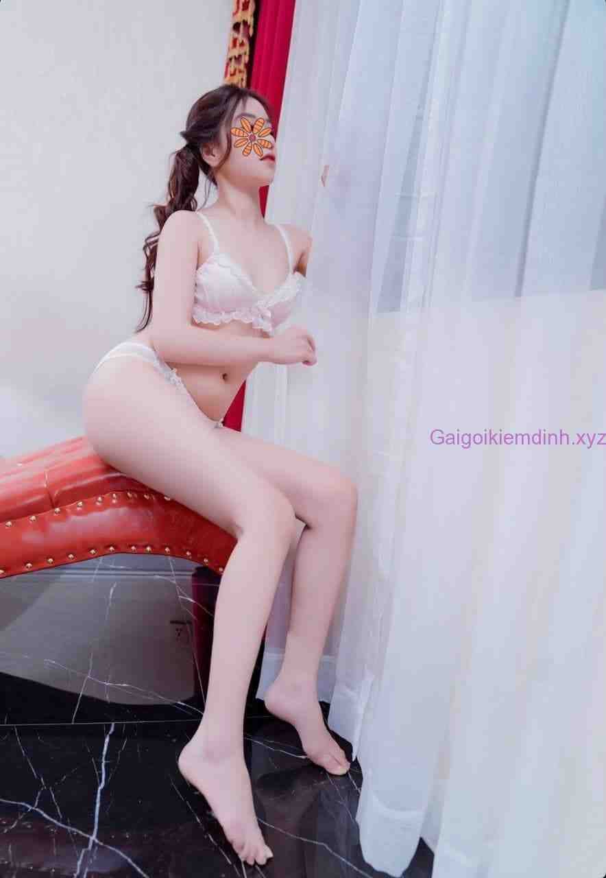 Trúc Anh-Gái xinh duyên-dâm đãng người tình say đắm ngọt ngào