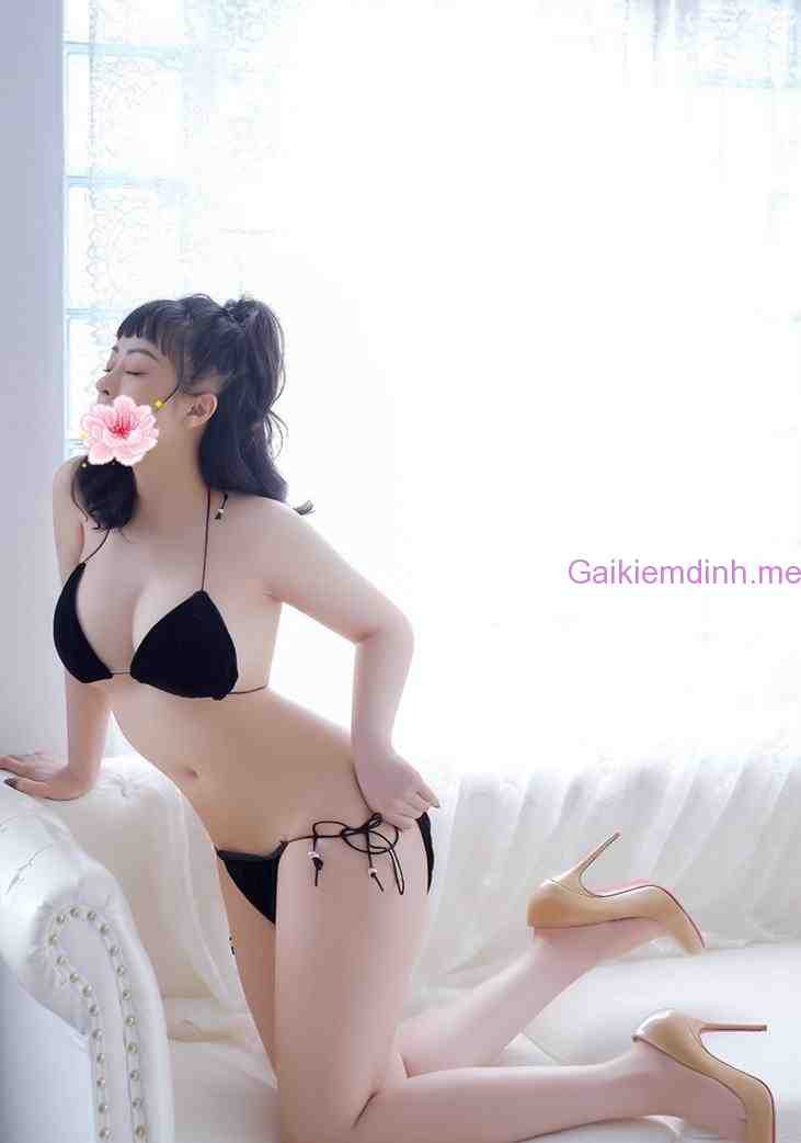 Phương Thảo2k tuyệt phẩm siêu mẫu chân dài,liếm láp làm tình phê