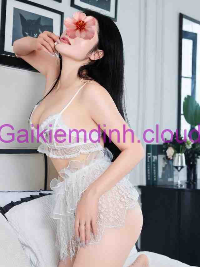 Trúc Linh Em gái xinh dâm làm tình ngọt ngào