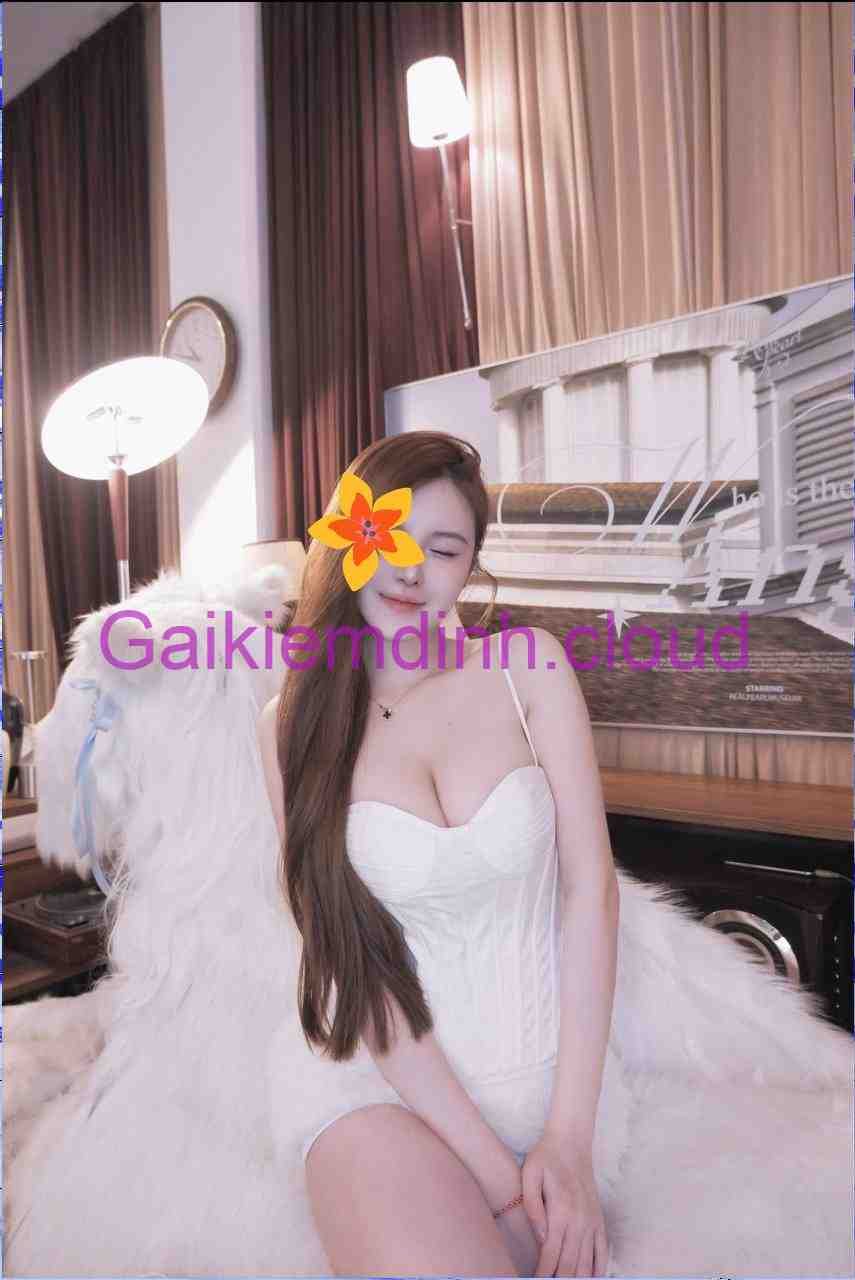 Kiều Trinh – Vẻ Đẹp Ngọt Ngào, Quyến Rũ Khó Cưỡng
