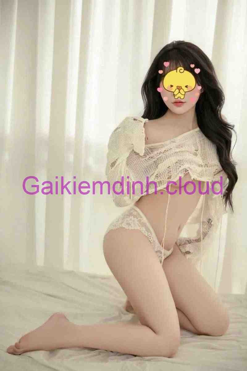 Vy Vy 2k1 – Em Gái Xinh, Body Gợi Cảm, Làm Tình Cực Phê